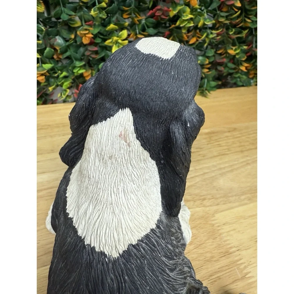 SANDICAST LARGE SPINGER SPANIEL SCULPTURE FIGURINE BLACK & WHITE SANDRA BRUE '87